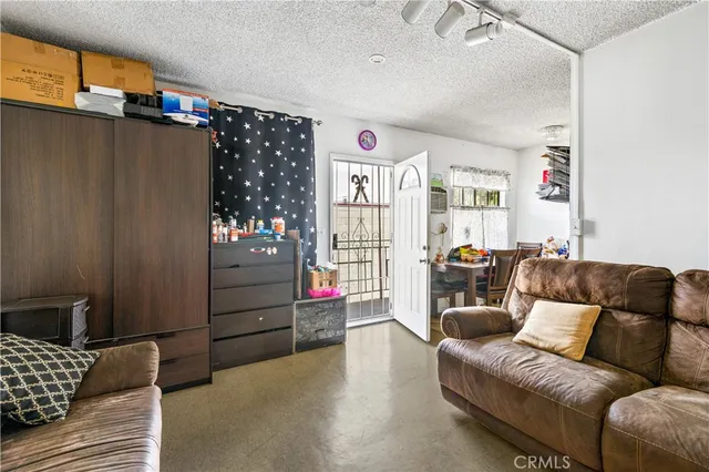 $950,000 | 5150 Valley Boulevard, Los Angeles, CA 90032