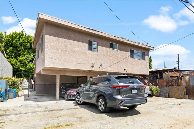 $950,000 | 5150 Valley Boulevard, Los Angeles, CA 90032