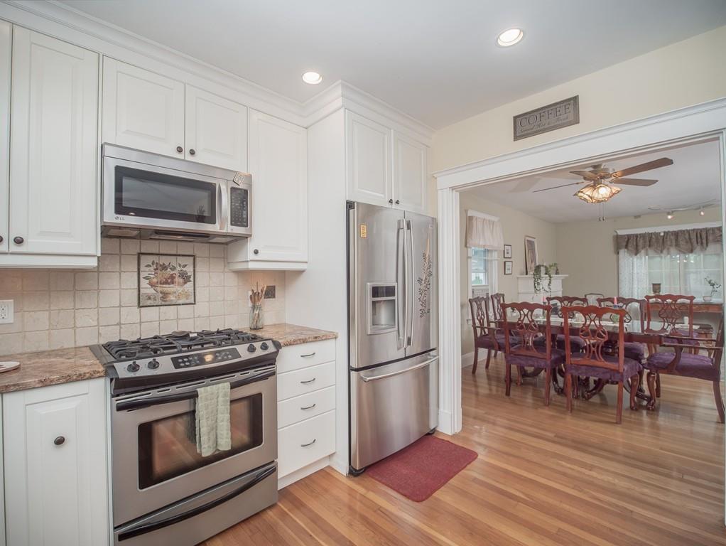 33 Hillside Road Dedham, MA 02026 - Photo 5 of 40 Gallery Image 5