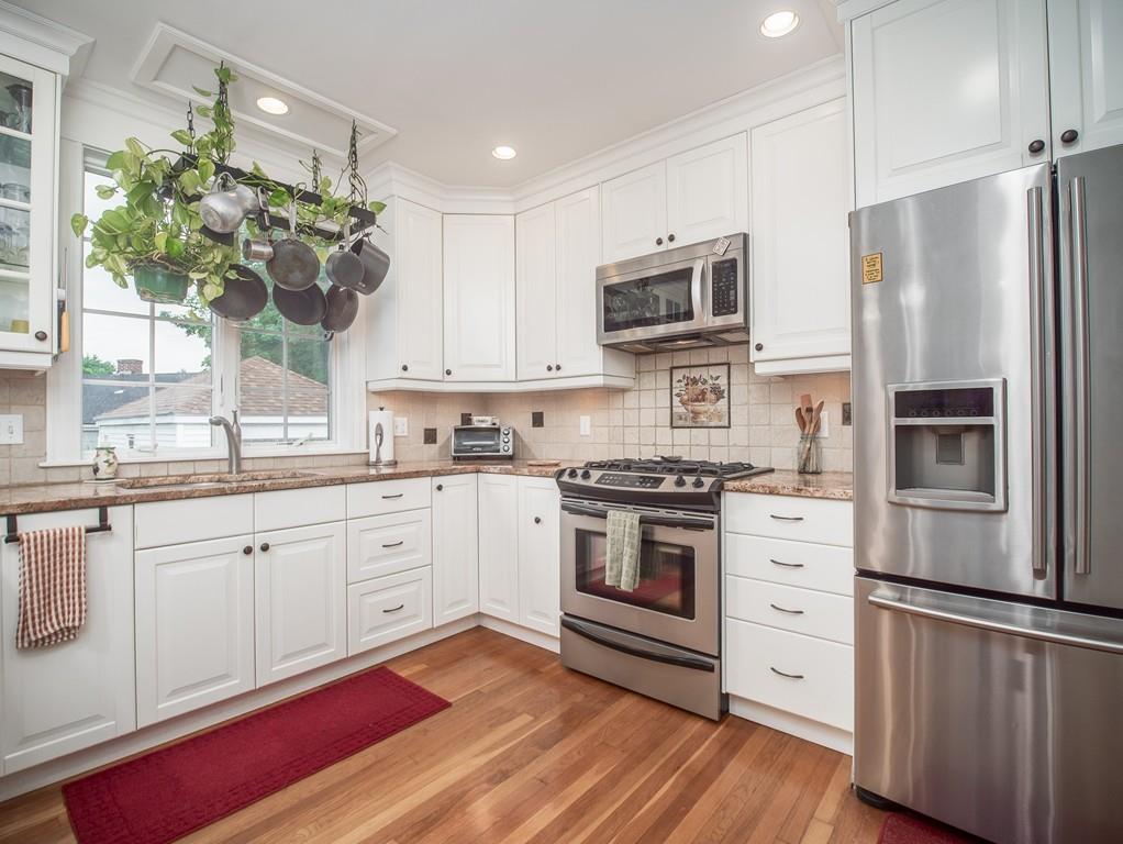 33 Hillside Road Dedham, MA 02026 - Photo 6 of 40 Gallery Image 6