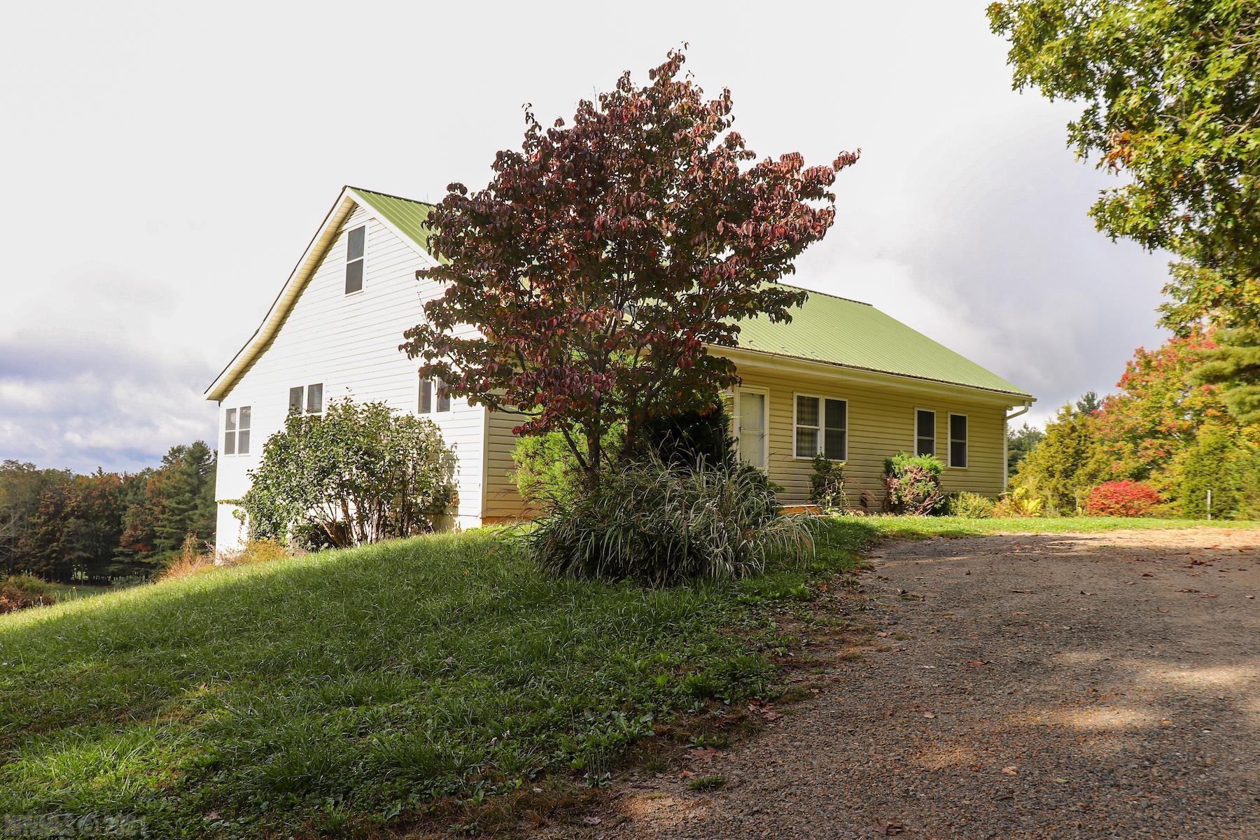 344 Rivendell Road Northwest Willis, VA 24380 - Photo 18 of 29 Gallery Image 18