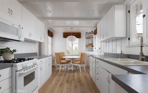 $1,985,000 | 31632 2nd Avenue, Laguna Beach, CA 92651