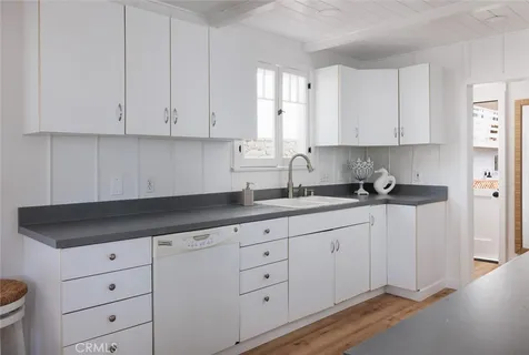 $1,985,000 | 31632 2nd Avenue, Laguna Beach, CA 92651