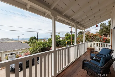 $1,985,000 | 31632 2nd Avenue, Laguna Beach, CA 92651