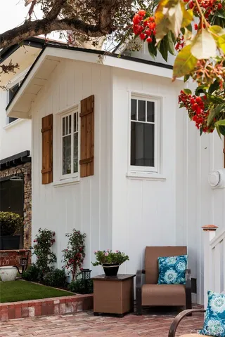 $1,985,000 | 31632 2nd Avenue, Laguna Beach, CA 92651