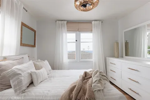 $1,985,000 | 31632 2nd Avenue, Laguna Beach, CA 92651