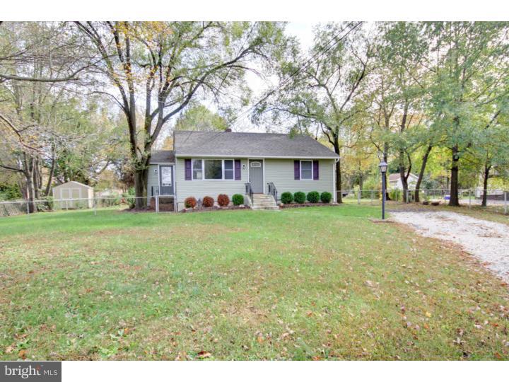 206 Warwick Road Deptford, NJ 08096 - Photo 2 of 13