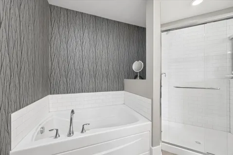 a bathroom with a tub