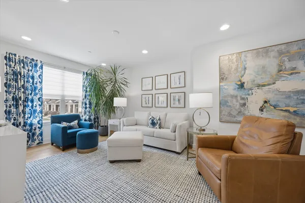 $599,900 | 427 Ashley Avenue, La Grange, IL 60525