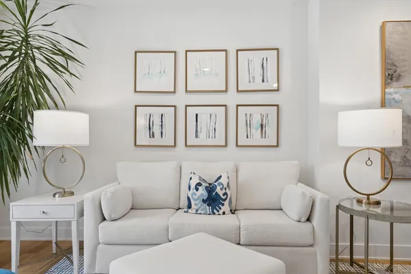 $599,900 | 427 Ashley Avenue, La Grange, IL 60525