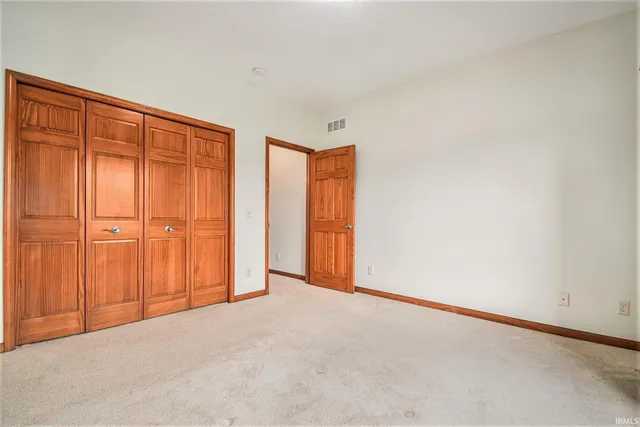 $349,900 | 209 River Park Drive, Middlebury, IN 46540