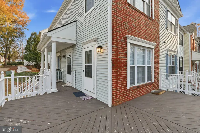 $2,499 | 15663 Viewpoint Circle, Dumfries, VA 22025