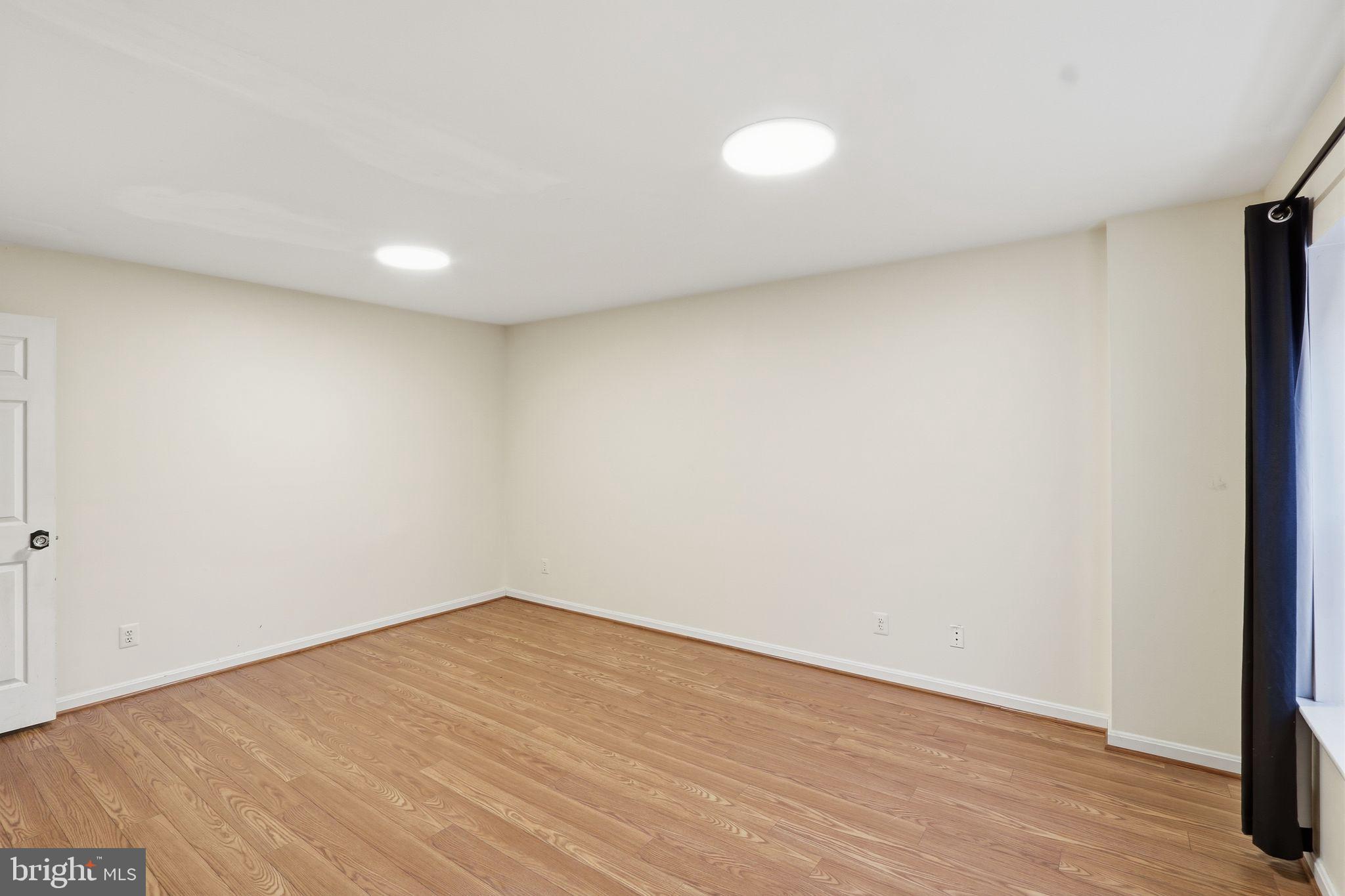 15663 Viewpoint Circle Dumfries, VA 22025 - Photo 10 of 30 a view of empty room