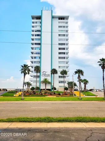 $2,100 | 2800 North Atlantic Avenue, Unit 416, Daytona Beach, FL 32118