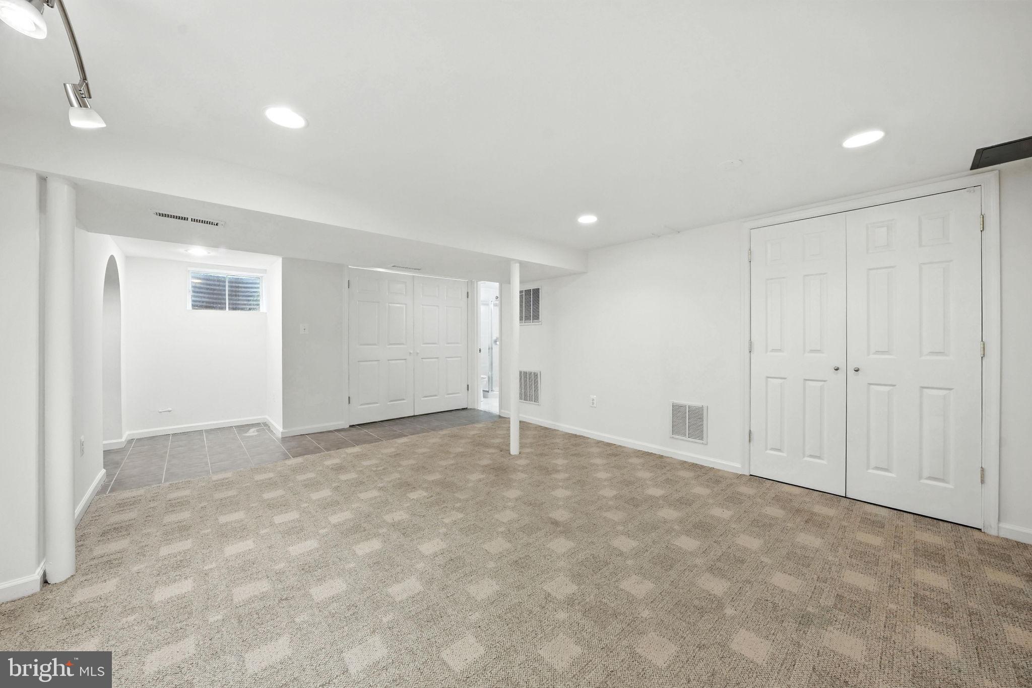 6910 Barnack Drive Springfield, VA 22152 - Photo 34 of 44 a view of an empty room