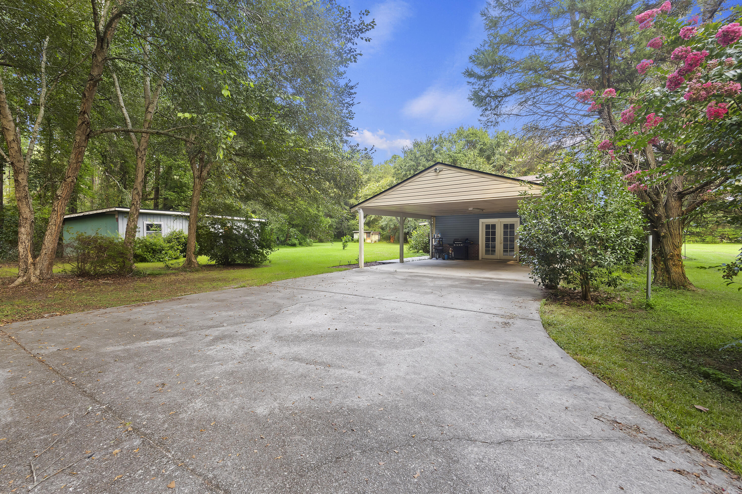 236 Fox Run Road St. George, SC 29477 - Photo 5 of 39 4L1A8451