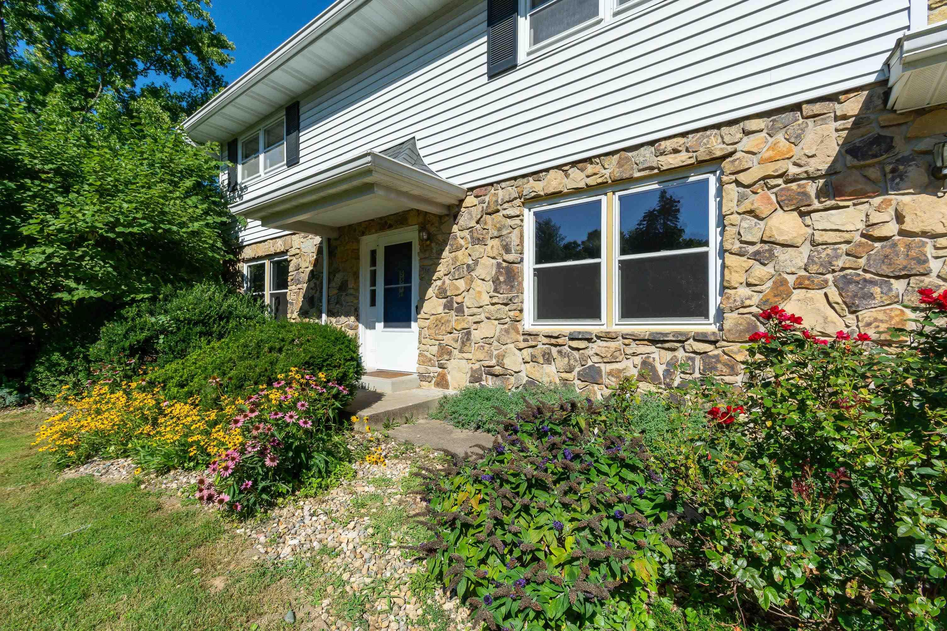 557 North Park Ridge Road Bloomington, IN 47408 - Photo 3 of 34