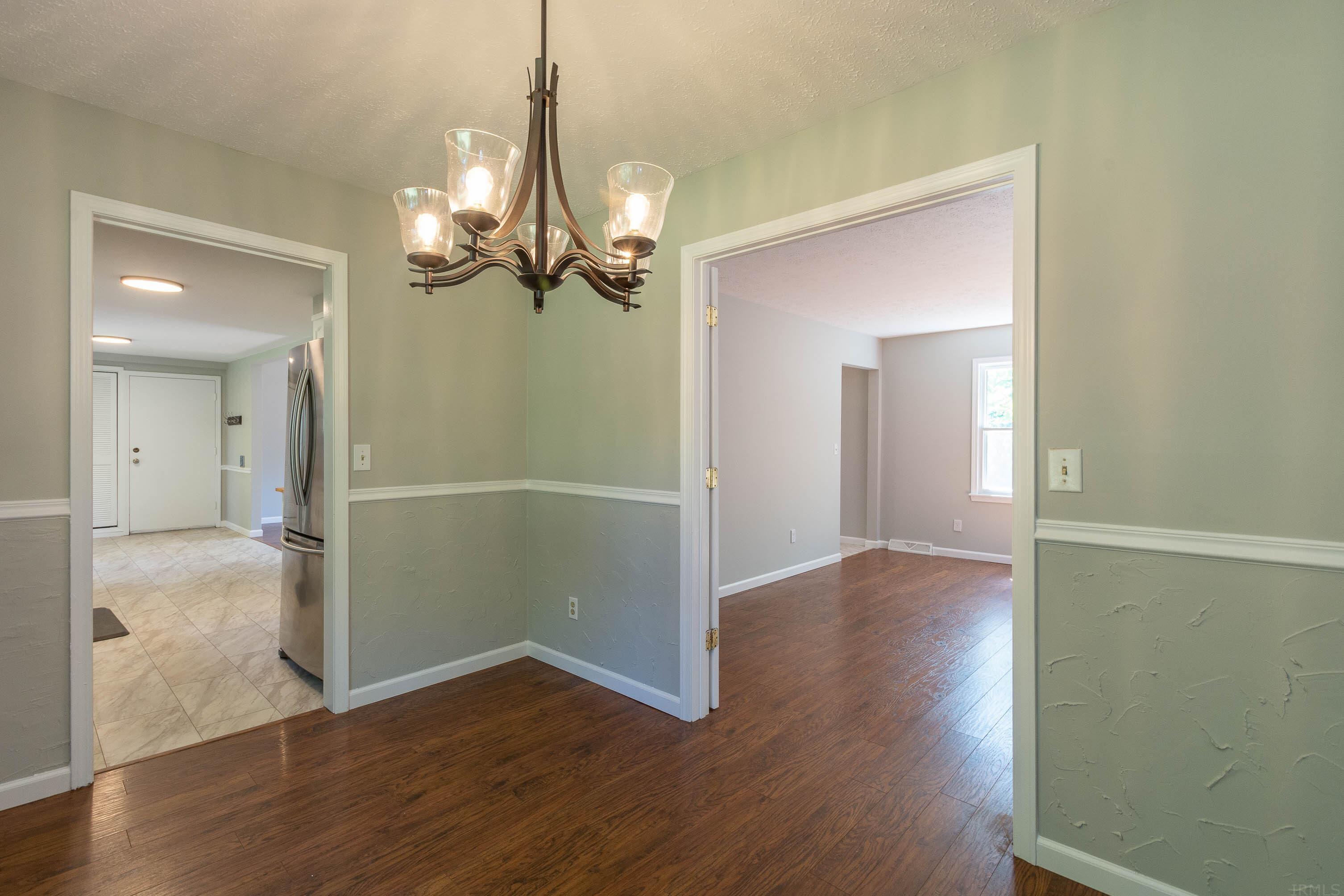 557 North Park Ridge Road Bloomington, IN 47408 - Photo 8 of 34