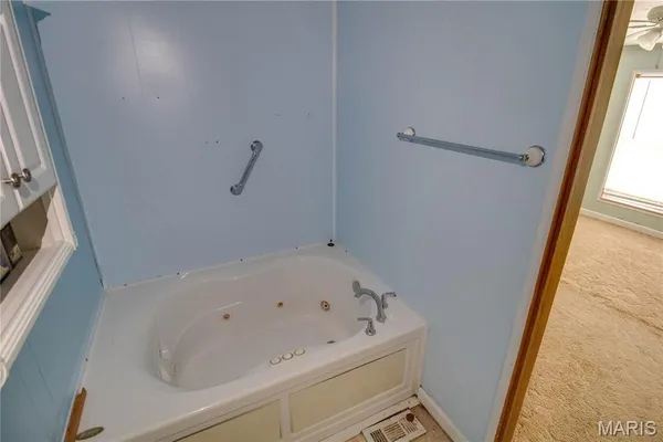 $100,000 | 208 South Public Road, Fieldon, IL 62031