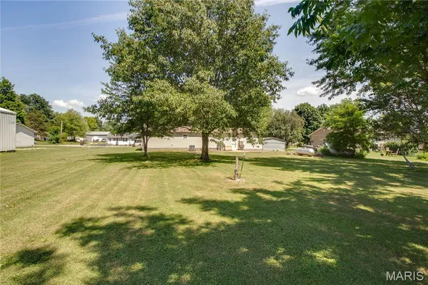 $100,000 | 208 South Public Road, Fieldon, IL 62031