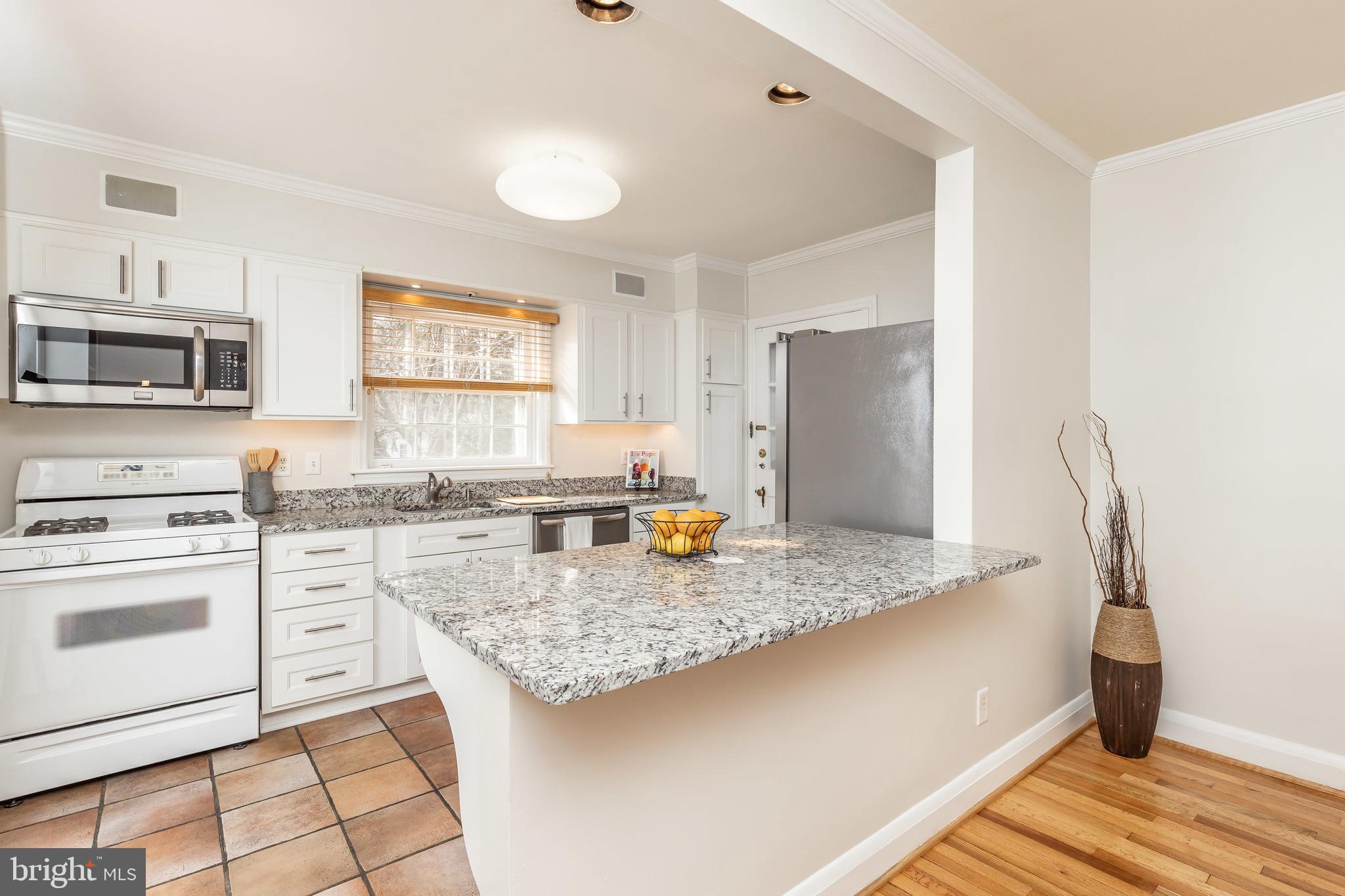 113 Taplow Road Baltimore, MD 21212 - Photo 14 of 34