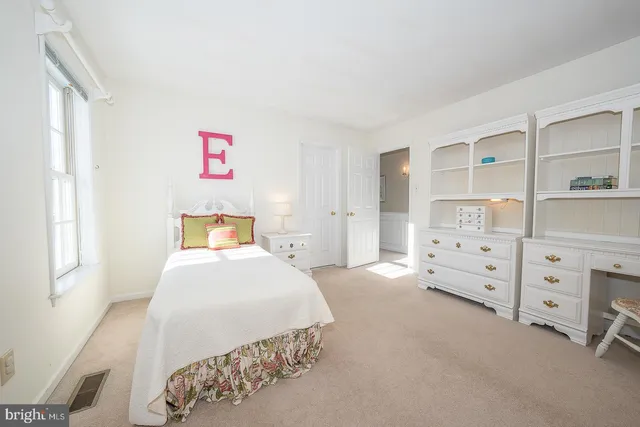 $1,549,000 | 20 Fox Ridge Drive, Malvern, PA 19355