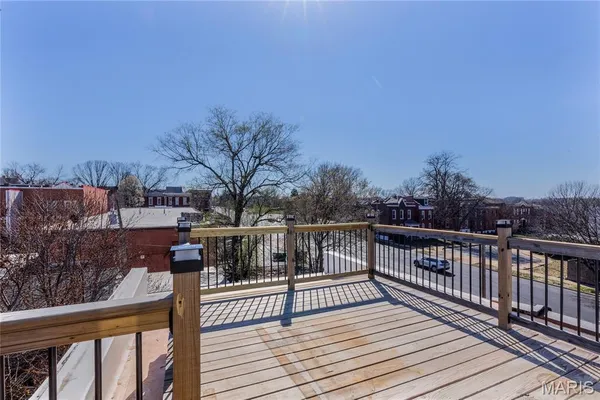 $700,000 | 2348 Hickory Street, St. Louis, MO 63104