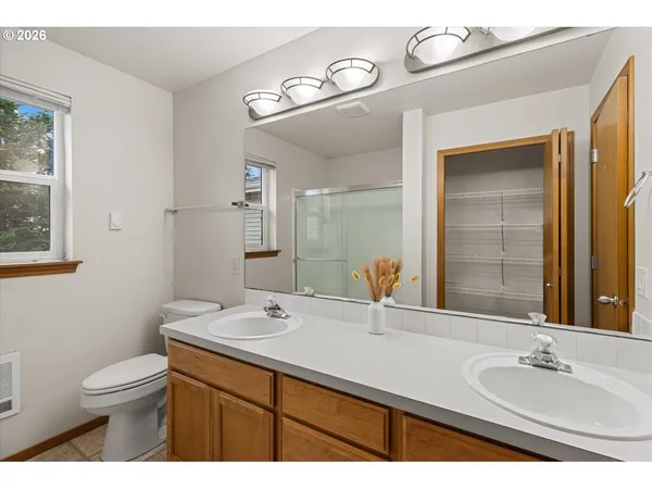 $520,000 | 10829 19th Avenue Southeast, Unit 1D, Everett, WA 98208