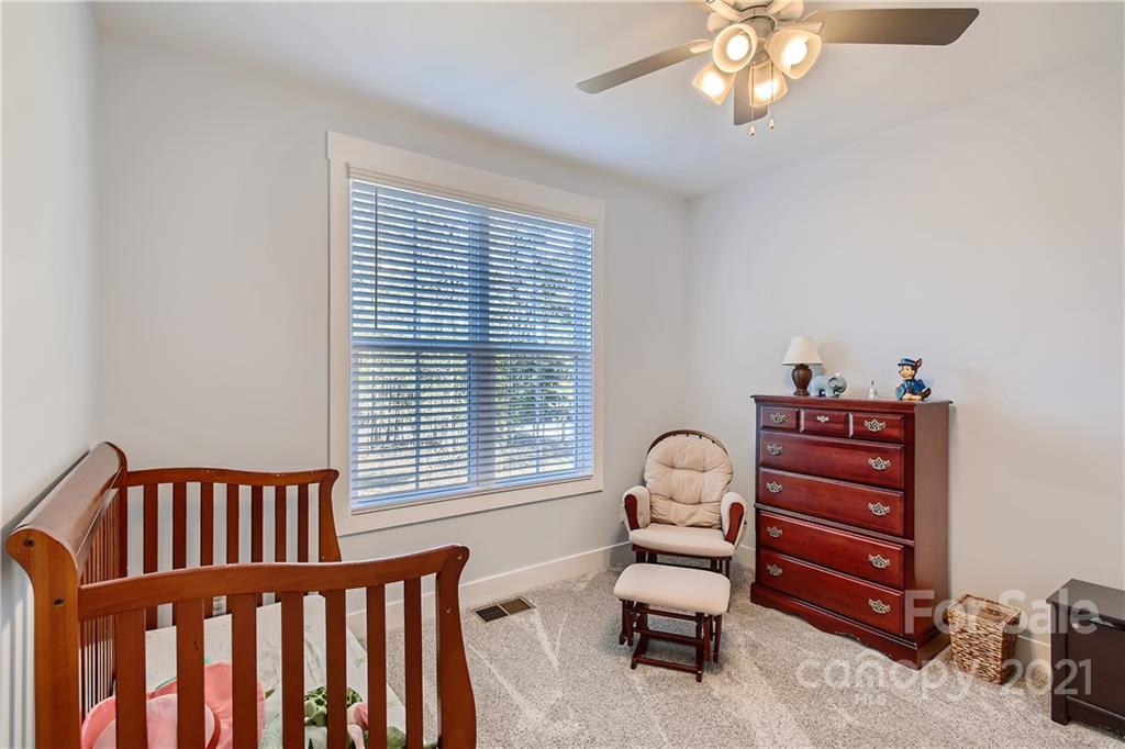 418 Kingsburry Road Clover, SC 29710 - Photo 16 of 28 Gallery Image 16