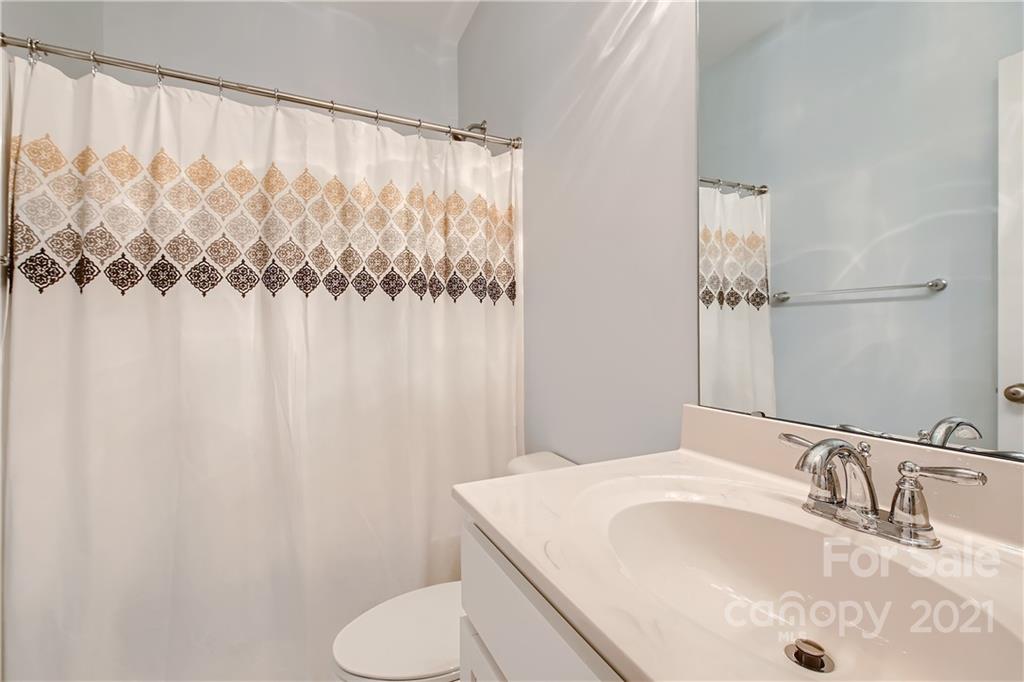 418 Kingsburry Road Clover, SC 29710 - Photo 21 of 28 Gallery Image 21