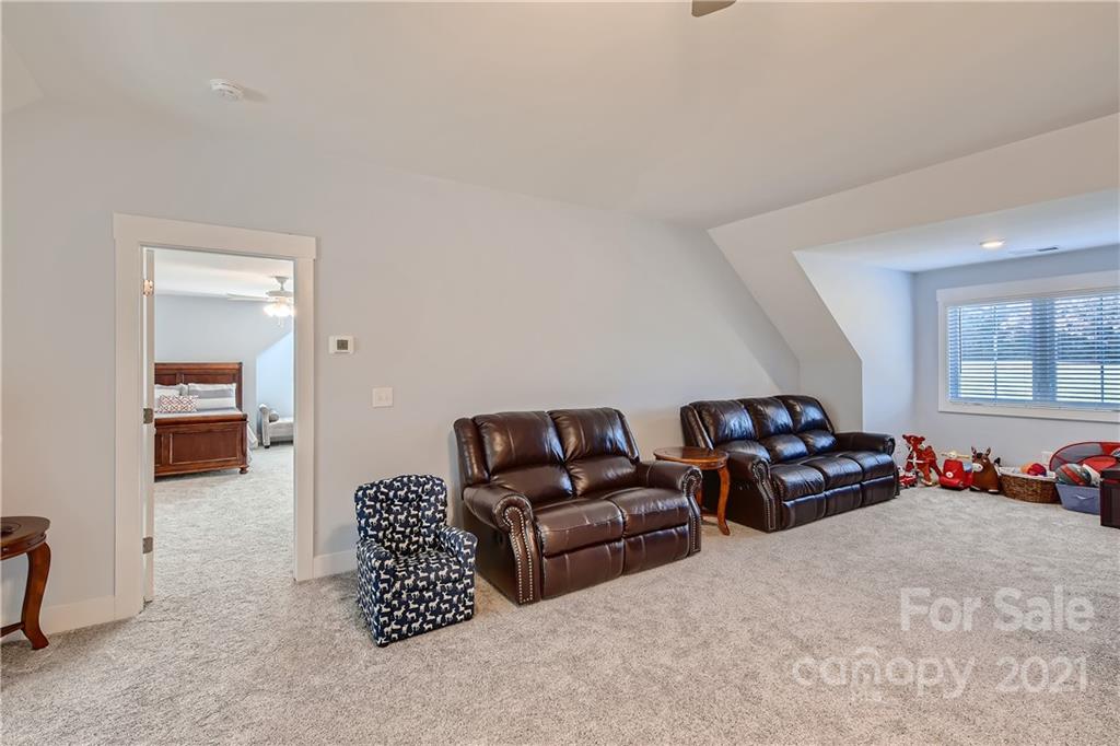 418 Kingsburry Road Clover, SC 29710 - Photo 24 of 28 Gallery Image 24