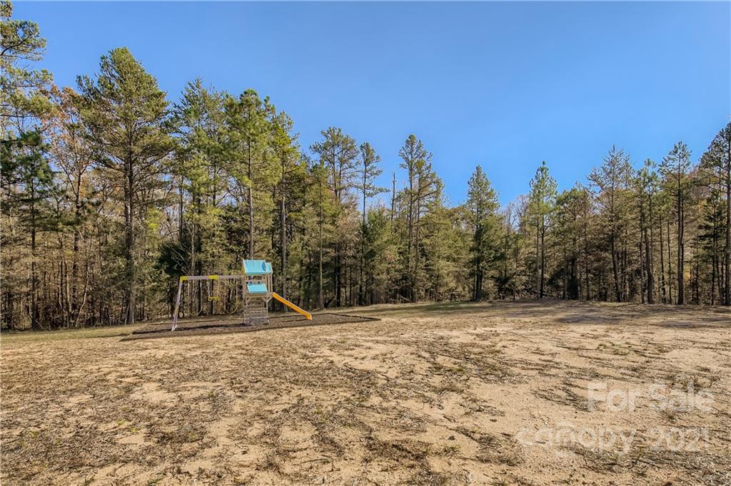 418 Kingsburry Road Clover, SC 29710 - Photo 27 of 28 Gallery Image 27