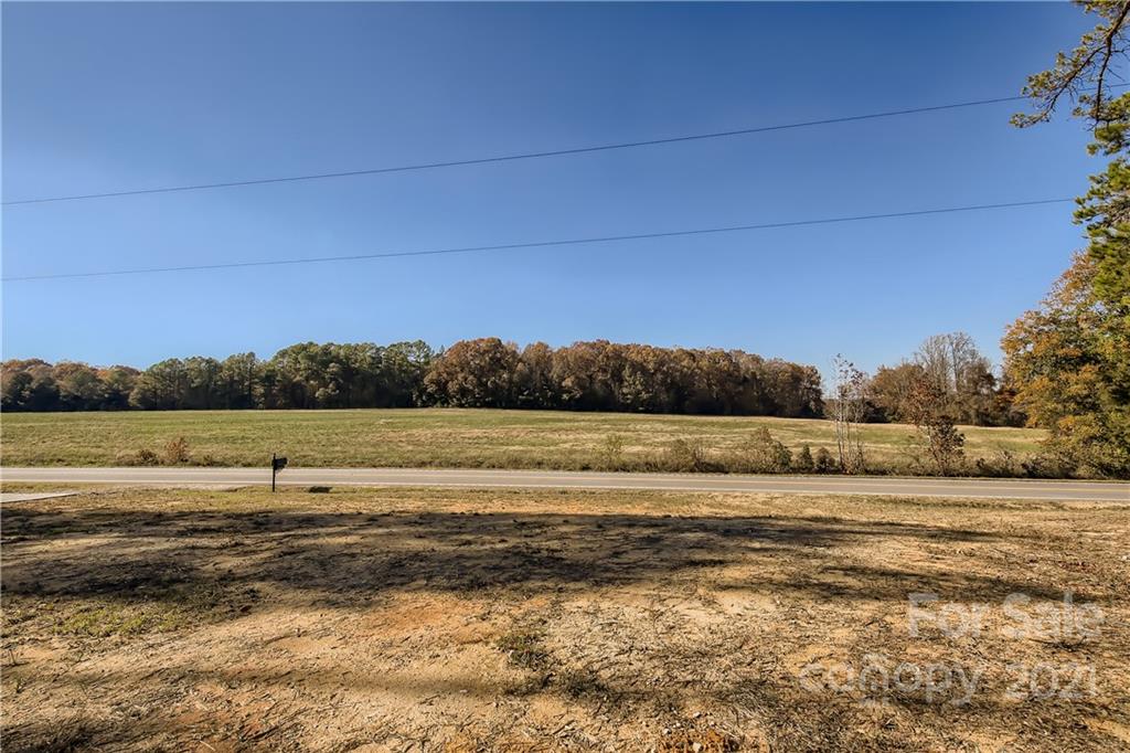 418 Kingsburry Road Clover, SC 29710 - Photo 28 of 28 Gallery Image 28