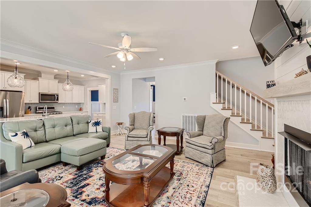 418 Kingsburry Road Clover, SC 29710 - Photo 7 of 28 Gallery Image 7