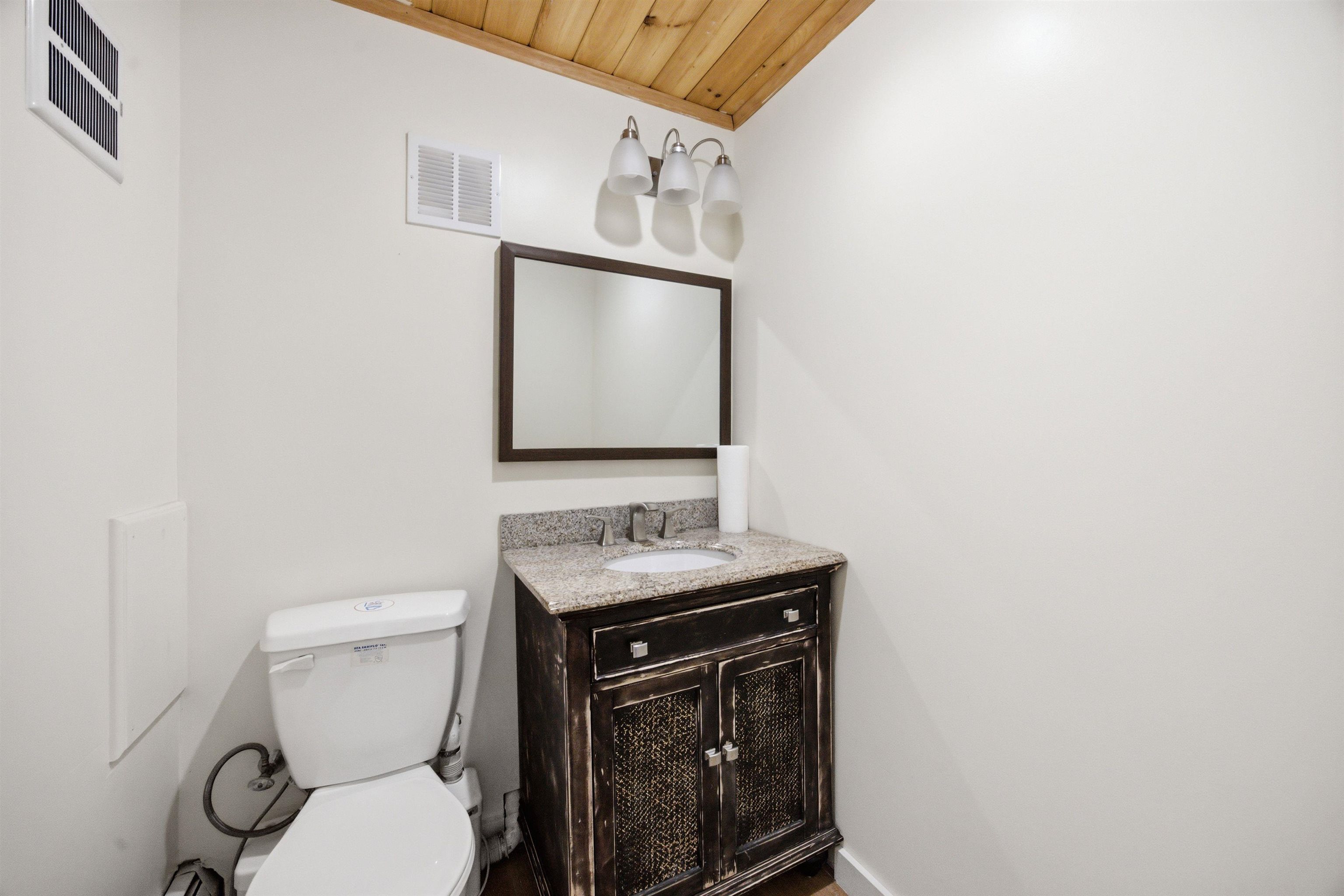 103 Main Street Alton, NH 03809 - Photo 55 of 60