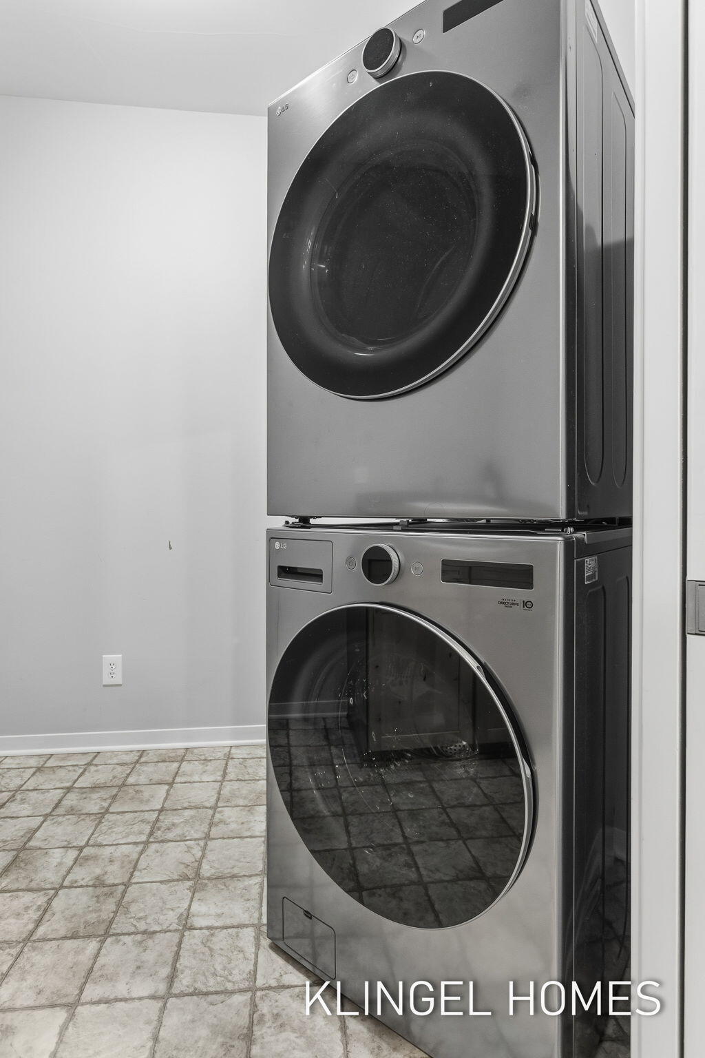 16480 Springvale Court, Unit 55 Spring Lake, MI 49456 - Photo 20 of 57 173-web-or-mls-16480-springvale-ct