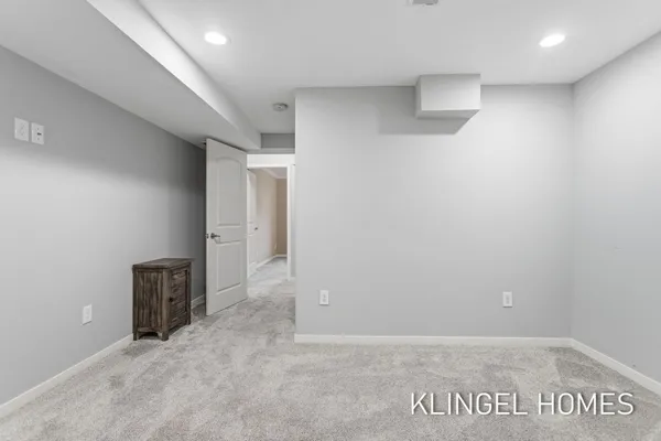$649,500 | 16480 Springvale Court, Spring Lake, MI 49456