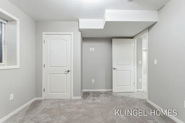 $649,500 | 16480 Springvale Court, Spring Lake, MI 49456