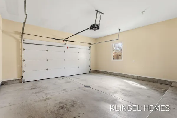 $649,500 | 16480 Springvale Court, Spring Lake, MI 49456