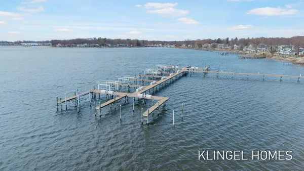 $649,500 | 16480 Springvale Court, Spring Lake, MI 49456