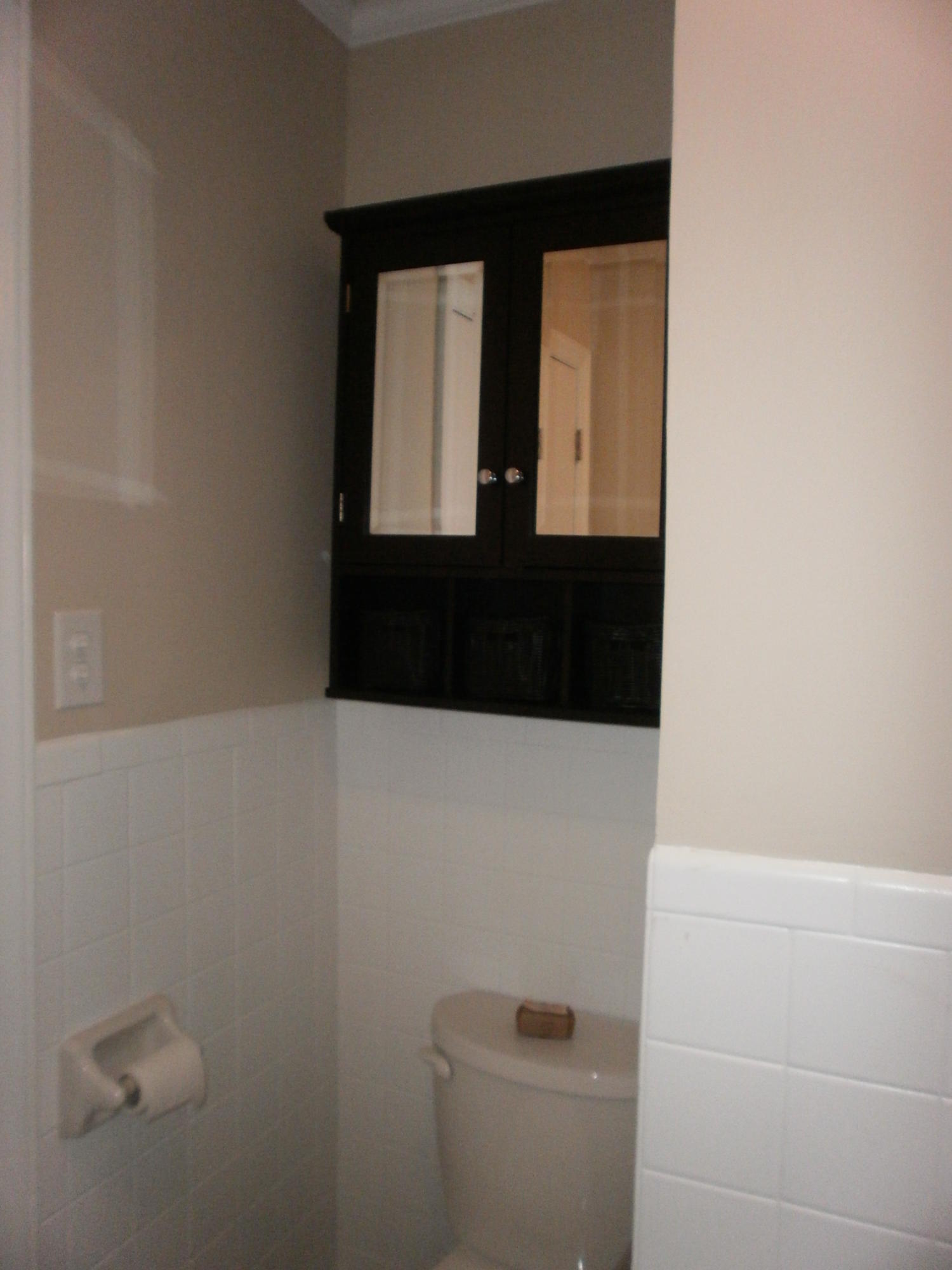 5701 Castle Rock Road Roanoke, VA 24018 - Photo 17 of 35 Entry Lvl Bath