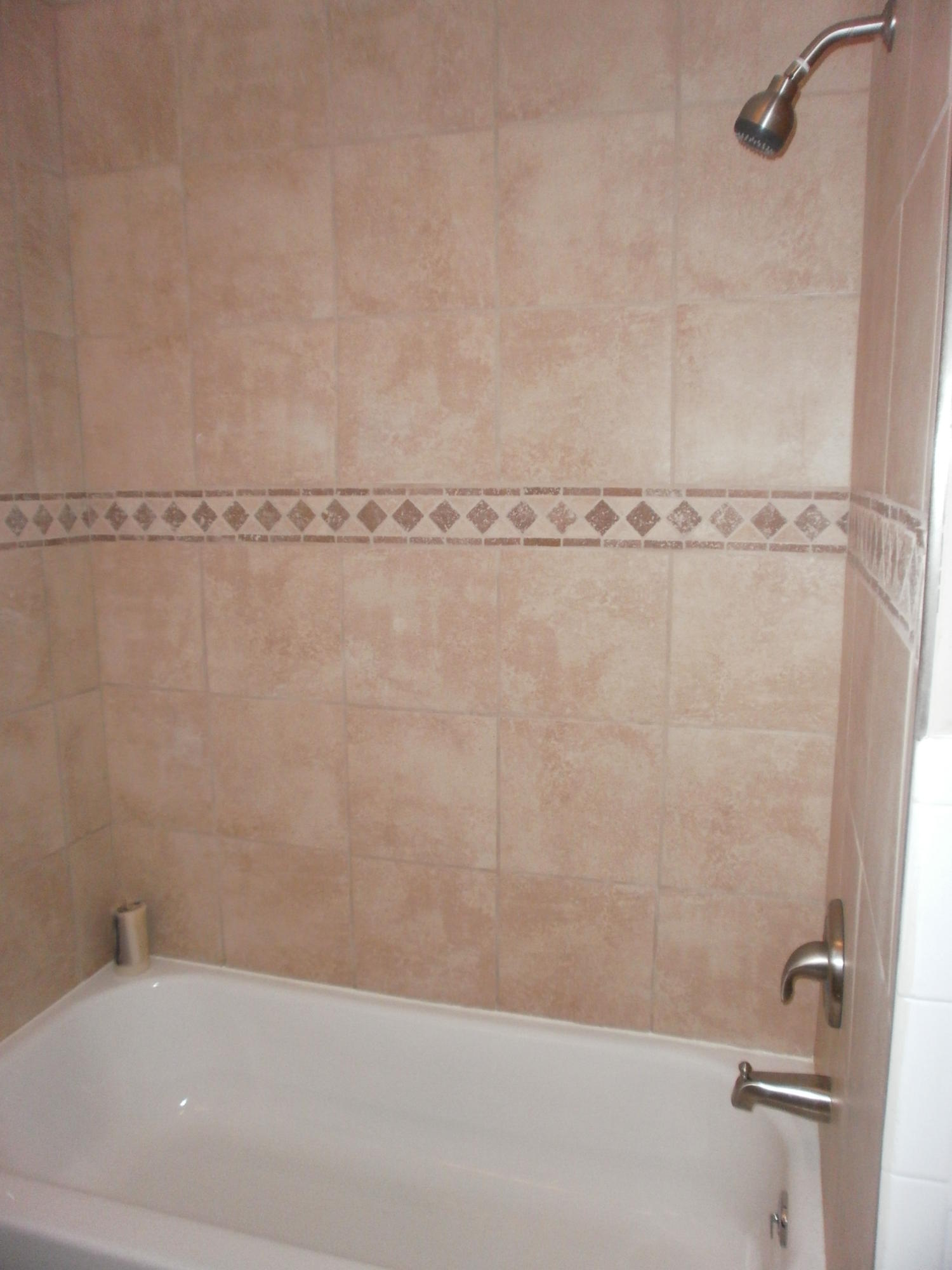 5701 Castle Rock Road Roanoke, VA 24018 - Photo 18 of 35 Entry Lvl Bath