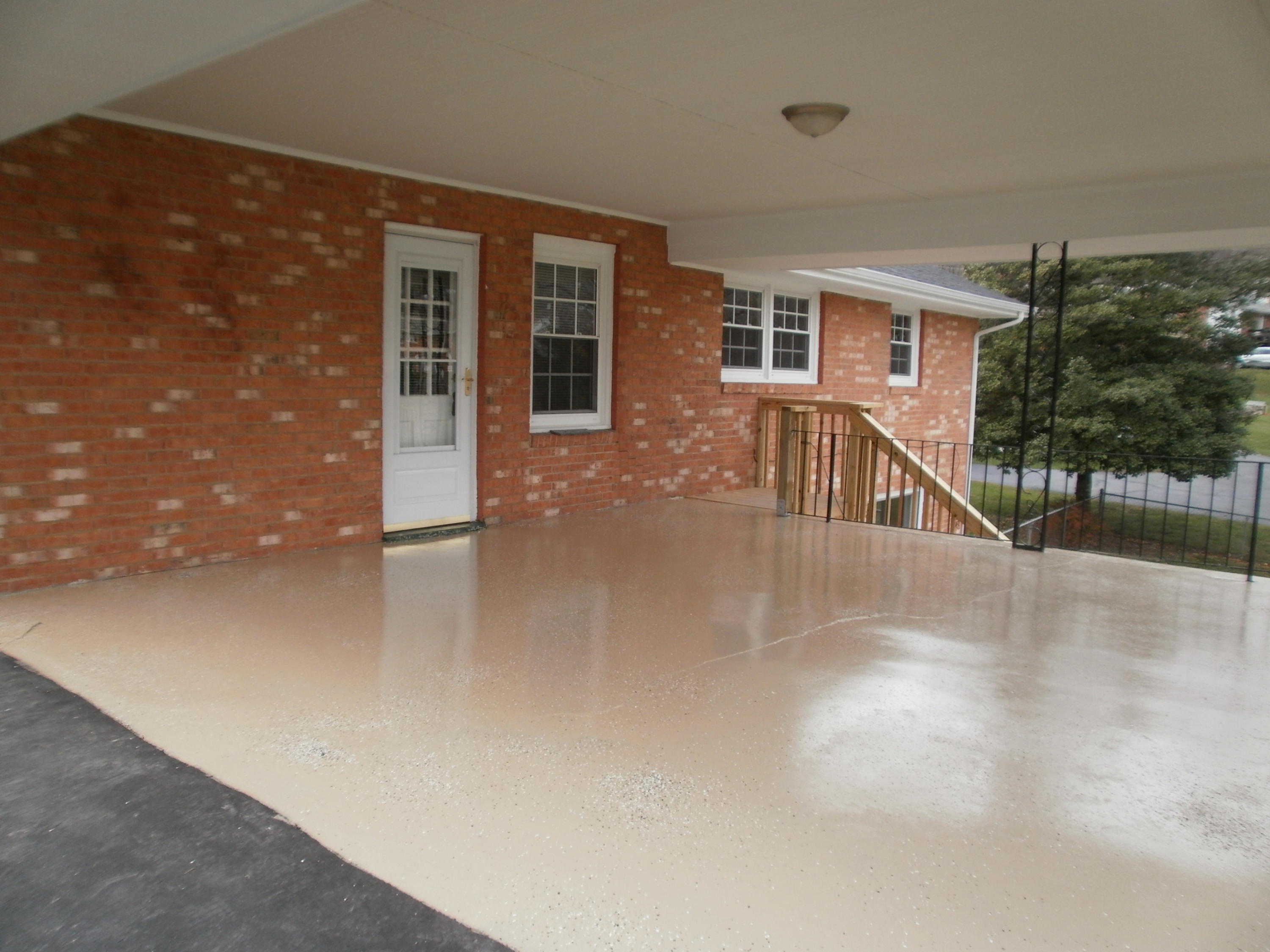 5701 Castle Rock Road Roanoke, VA 24018 - Photo 34 of 35 Carport