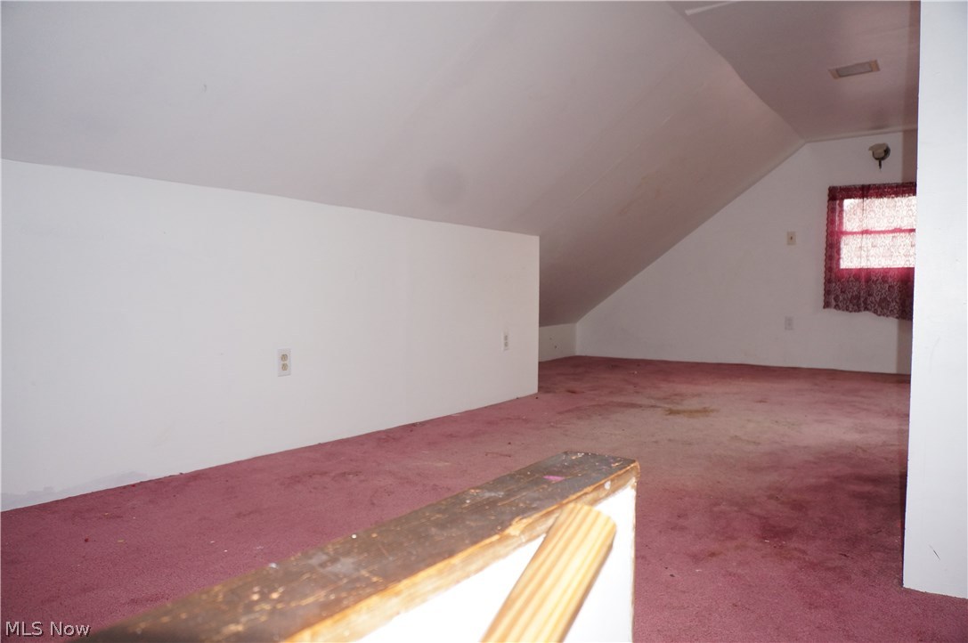 2176 Cranston Road Cleveland, OH 44118 - Photo 15 of 17