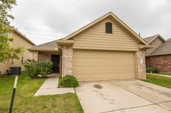 $1,840 | 5619 Long Arbor Lane, Katy, TX 77449