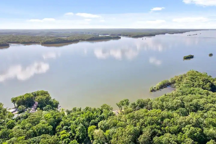 301 Apache Trail Cadiz, KY 42211 - Photo 45 of 47 a view of a lake