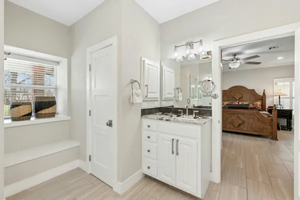 $699,000 | 407 Olympia Fields Street, Meadowlakes, TX 78654