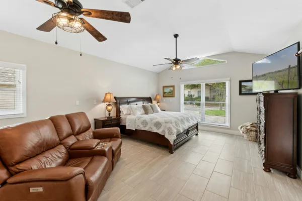 $699,000 | 407 Olympia Fields Street, Meadowlakes, TX 78654