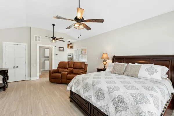 $699,000 | 407 Olympia Fields Street, Meadowlakes, TX 78654