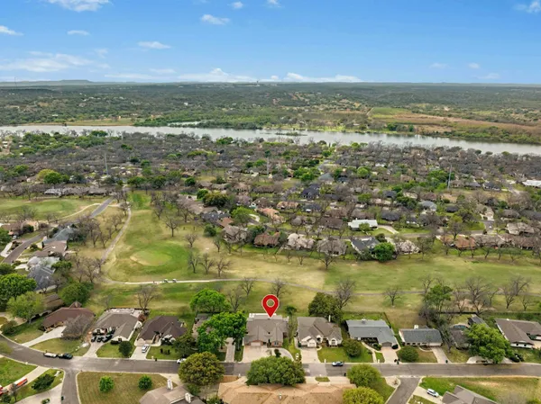 $699,000 | 407 Olympia Fields Street, Meadowlakes, TX 78654